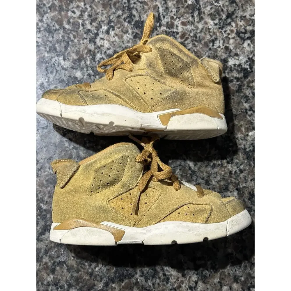 Air Jordan 6‎ ‘Wheat’ Gold Harvest 384667-705 & Jordan 1 Mid SE Vivid Orange 10C